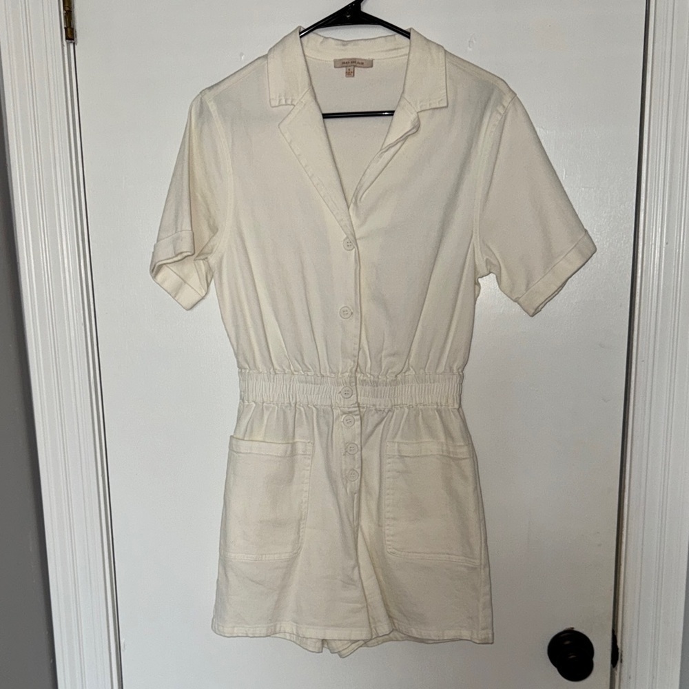 Skies are blue- Cream/white denim Button-Up Romper- size small
